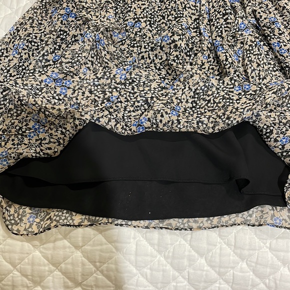 Shoshanna Short Sleeve Floral Dress with Metallic, size 0 - Picture 10 of 11